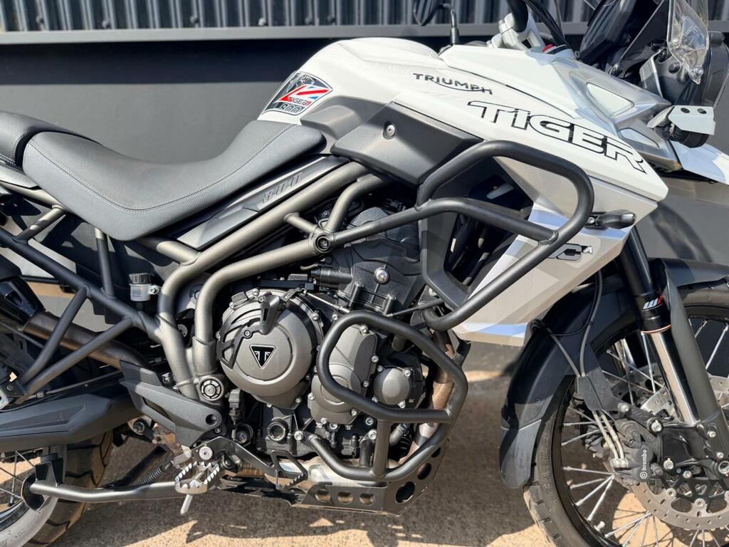 Triumph Adventure 800 Xca Euro 4 202069 KY69FGO White #3