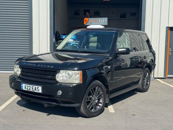 Land Rover Range Rover 3.0 Td6 Vogue Se Station Wagon Black