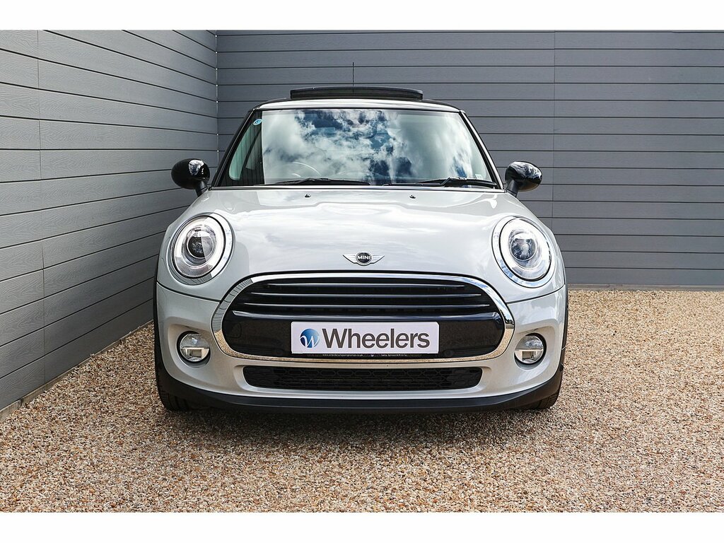 Mini Hatch Cooper White #4