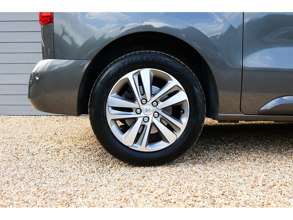 Peugeot Traveller Bluehdi Allure Silver #45