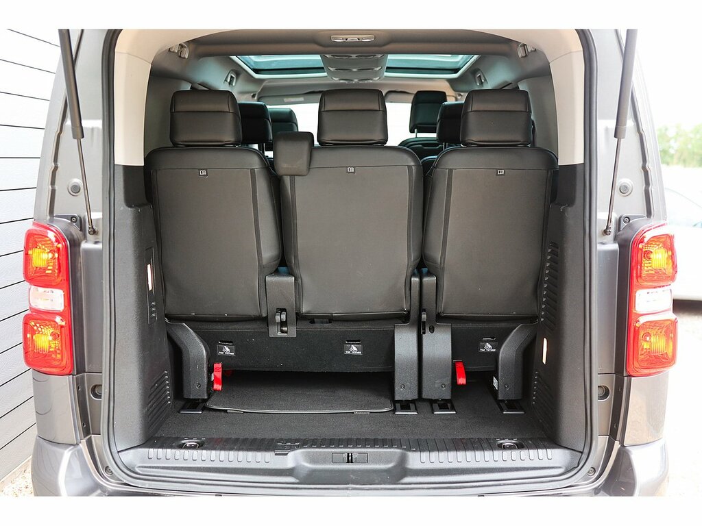 Peugeot Traveller Bluehdi Allure Silver #11