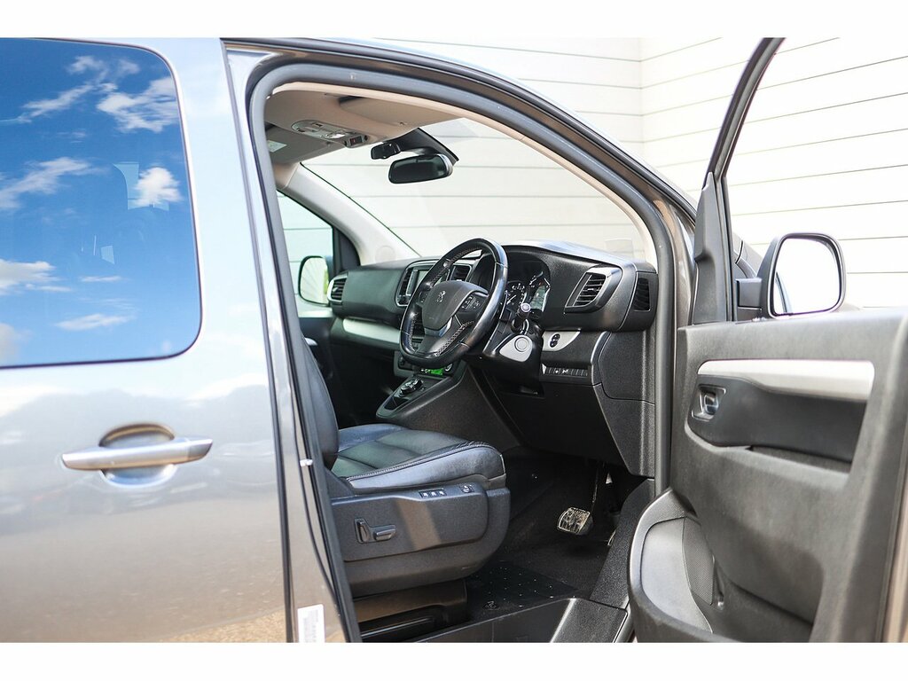 Peugeot Traveller Bluehdi Allure Silver #12