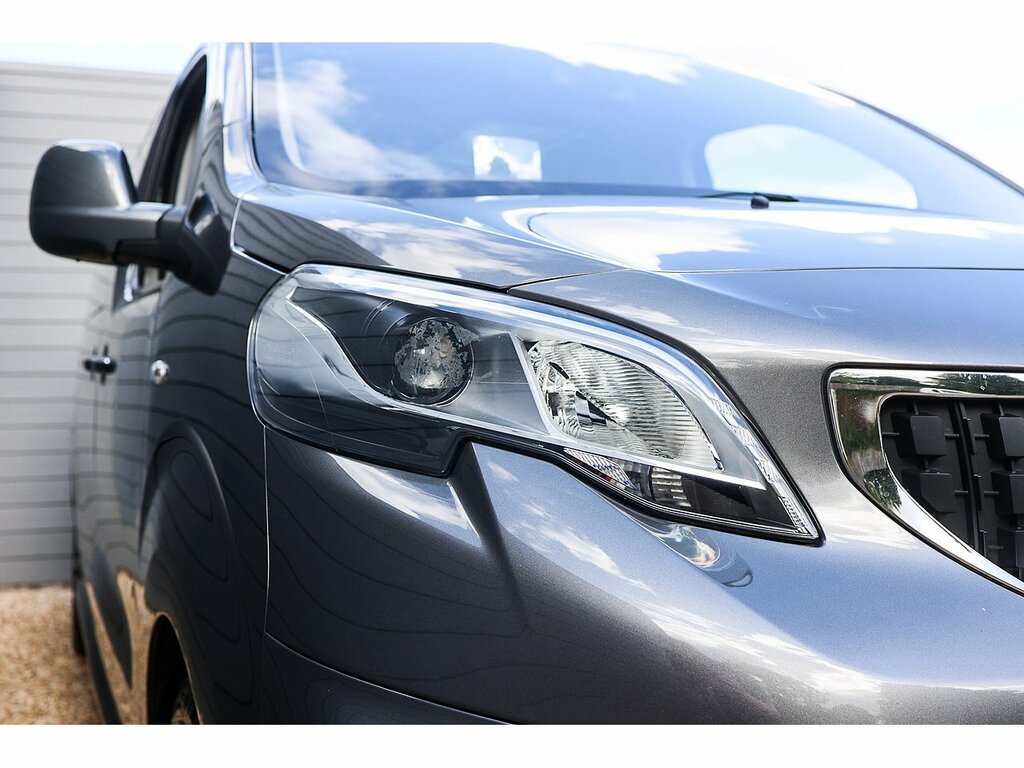 Peugeot Traveller Bluehdi Allure Silver #39