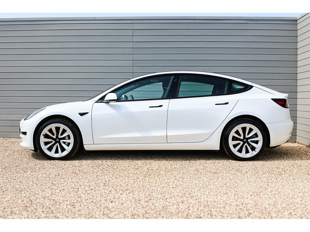 Tesla Model 3 Saloon LB72XYA White #6