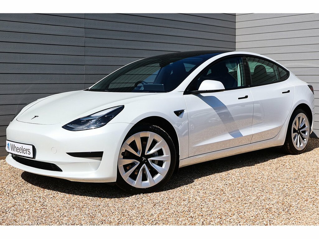 Tesla Model 3 Saloon White