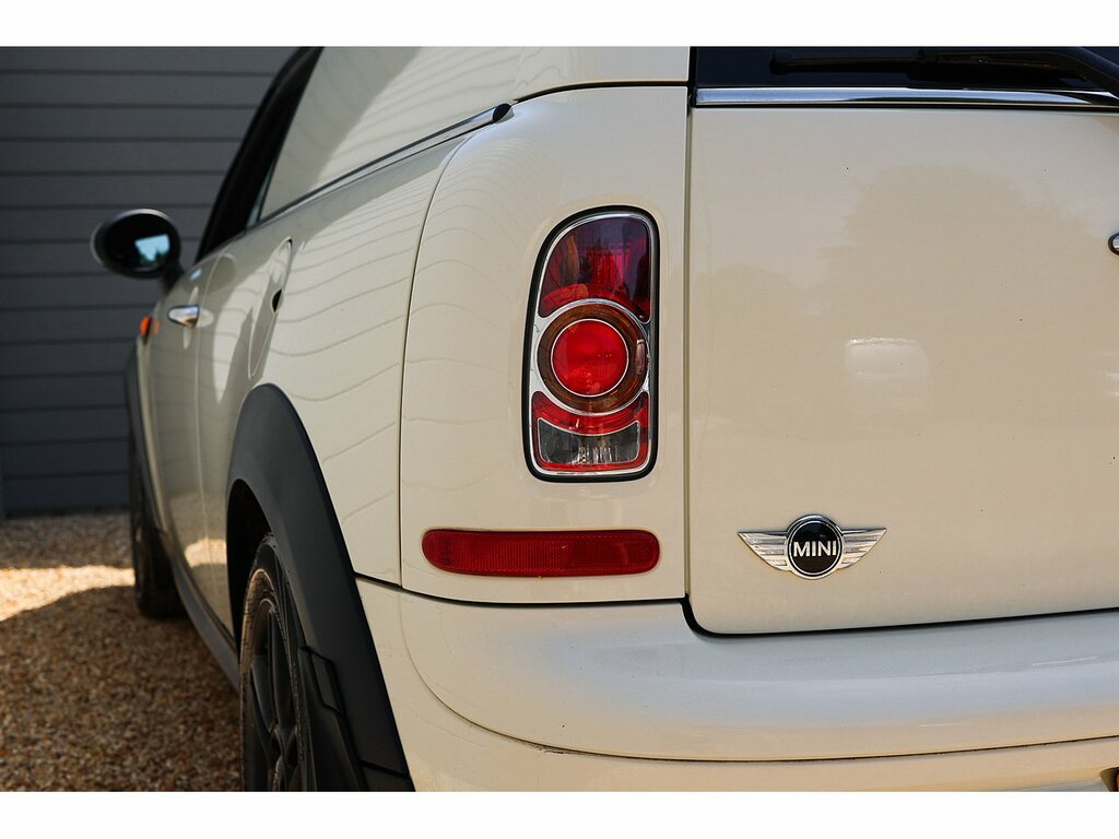 Mini Clubvan 1.6 Cooper D Van White #35