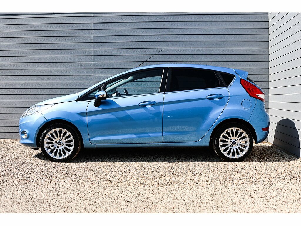 Ford Fiesta Titanium Blue #5