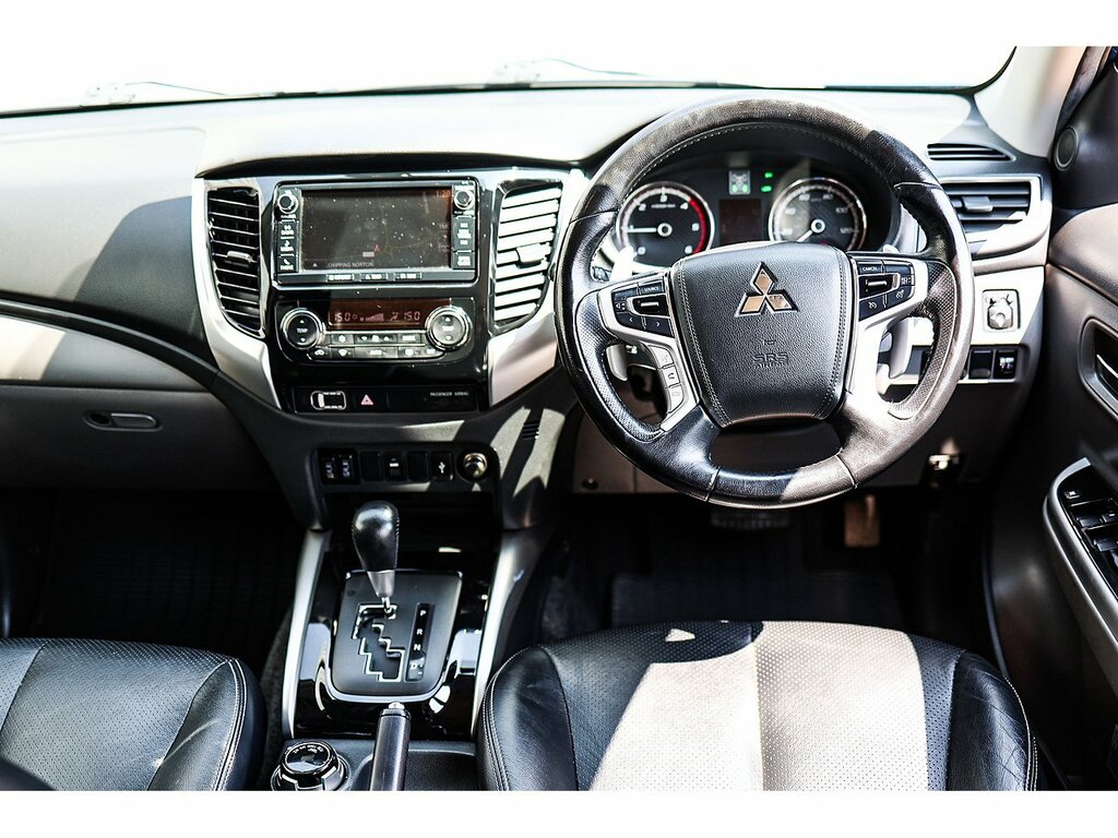 Mitsubishi L200 Di-d Dc Warrior Blue #2