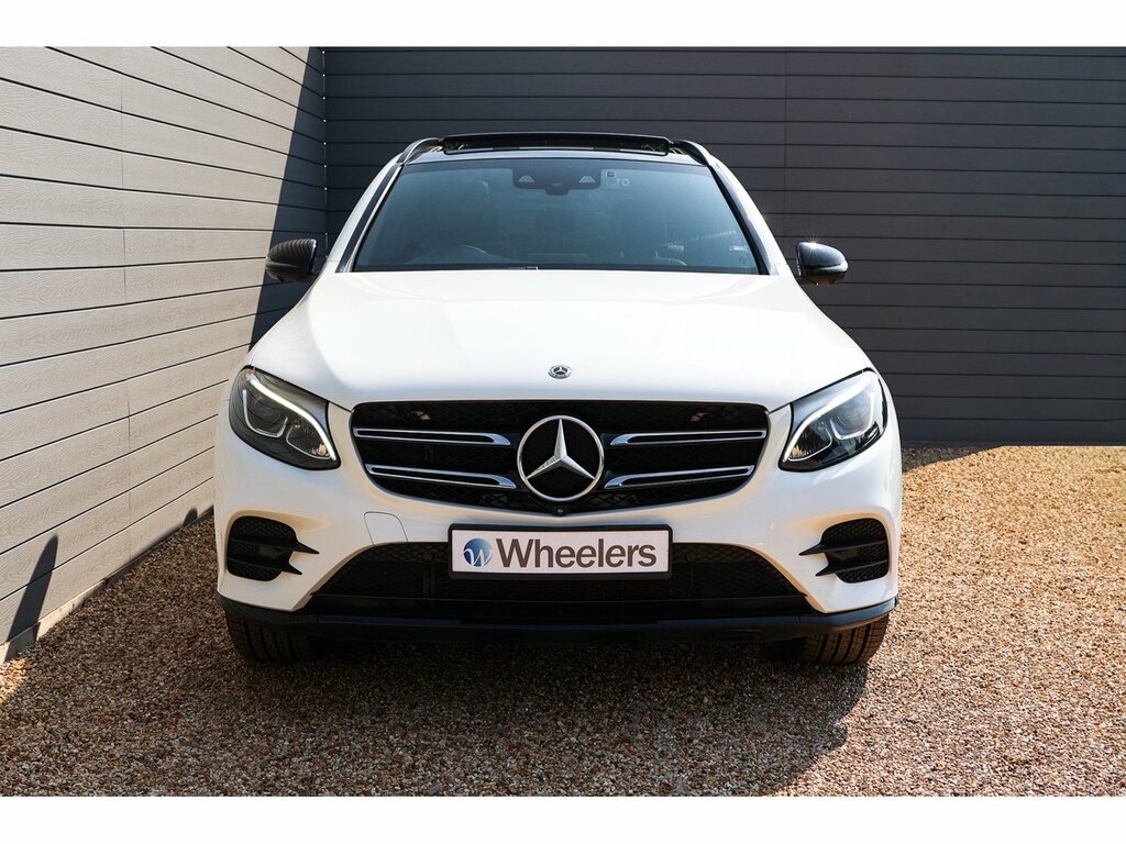 Mercedes-Benz GLC Class Glc250 Amg Night Edition White #4