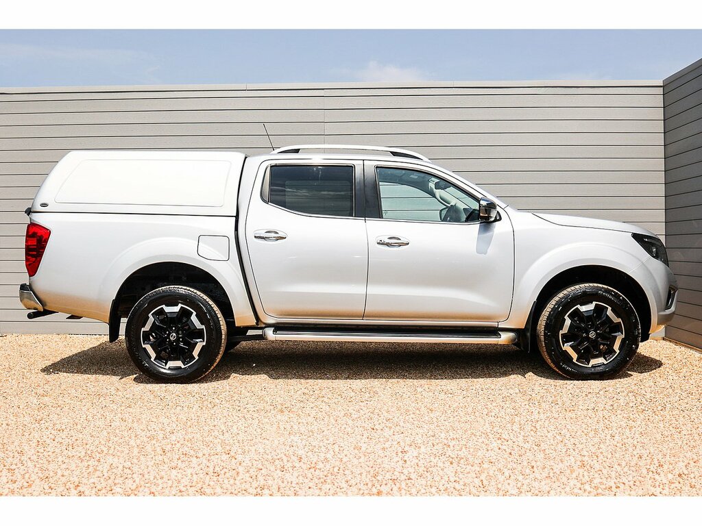 Nissan Navara Dci Tekna Silver #6