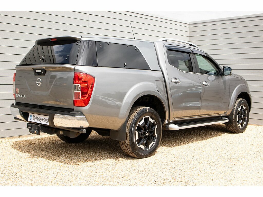 Nissan Navara Dci Tekna Grey #3