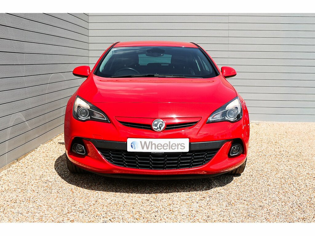 Vauxhall Astra GTC I Turbo Limited Edition Red #4