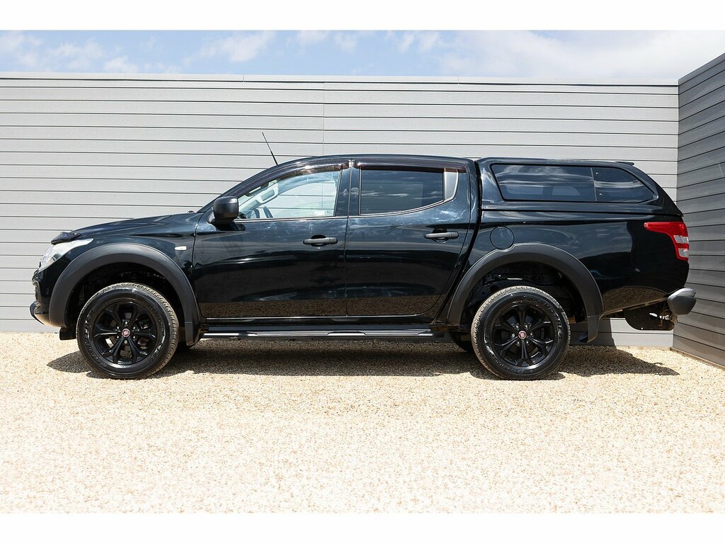 Fiat Fullback D Cross Black #5