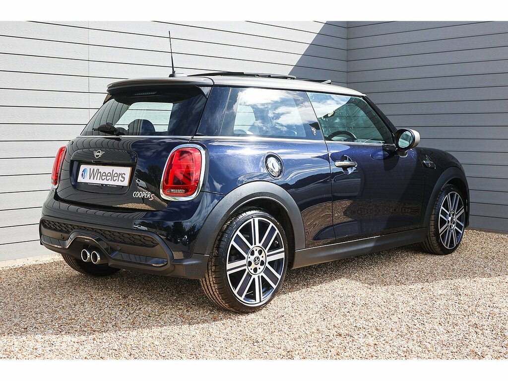Mini Hatch Cooper S Exclusive GD72ZMZ Black #3