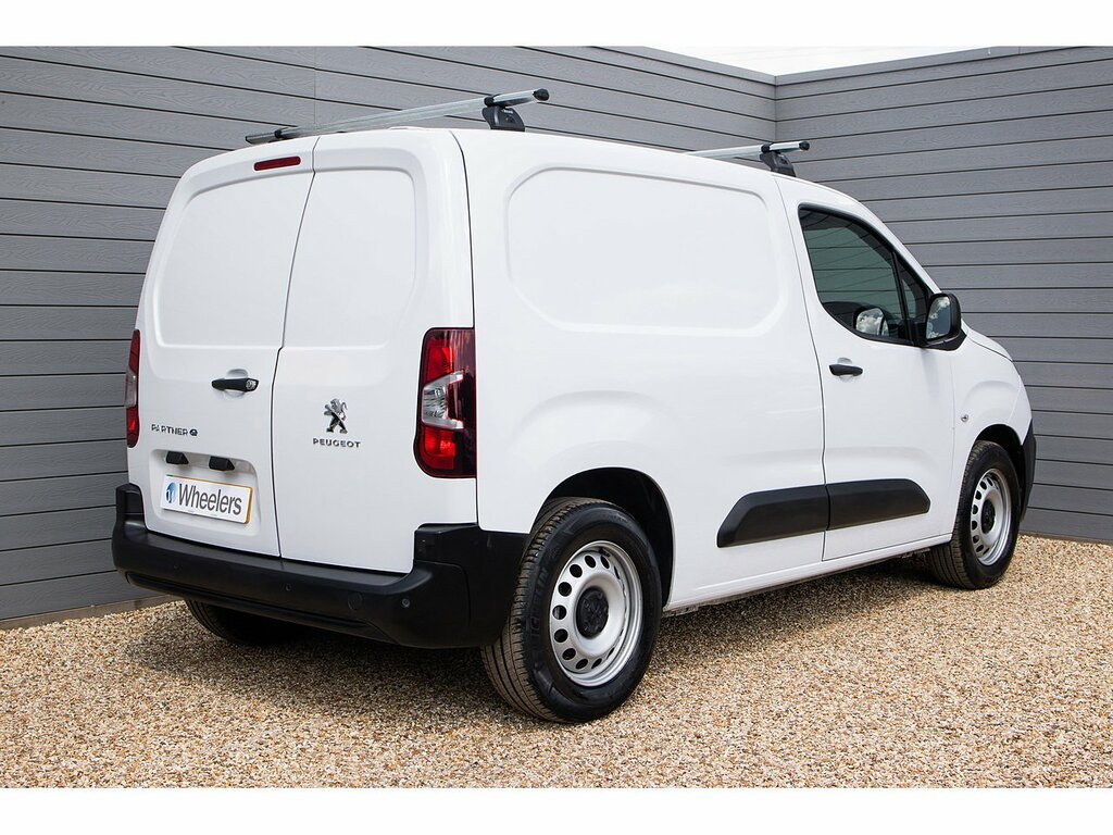 Peugeot E-Partner 800 Professional Premium White #3