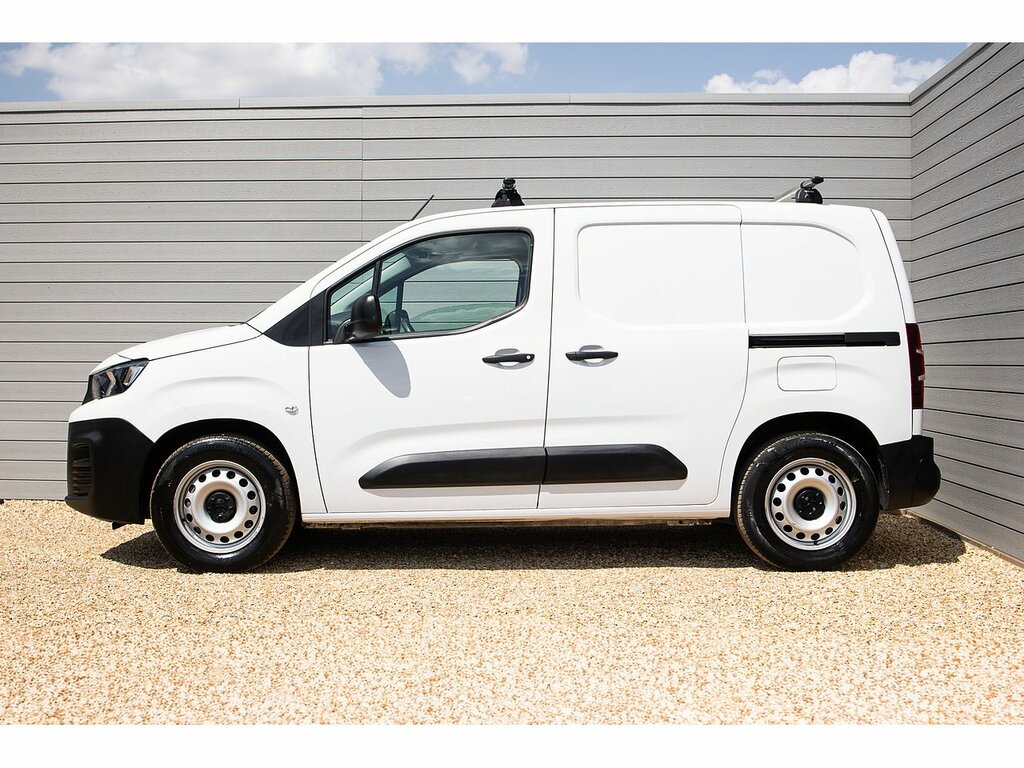 Peugeot E-Partner 800 Professional Premium White #5