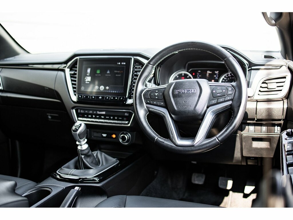 Isuzu D-Max Td V-cross U584 Ulez #14