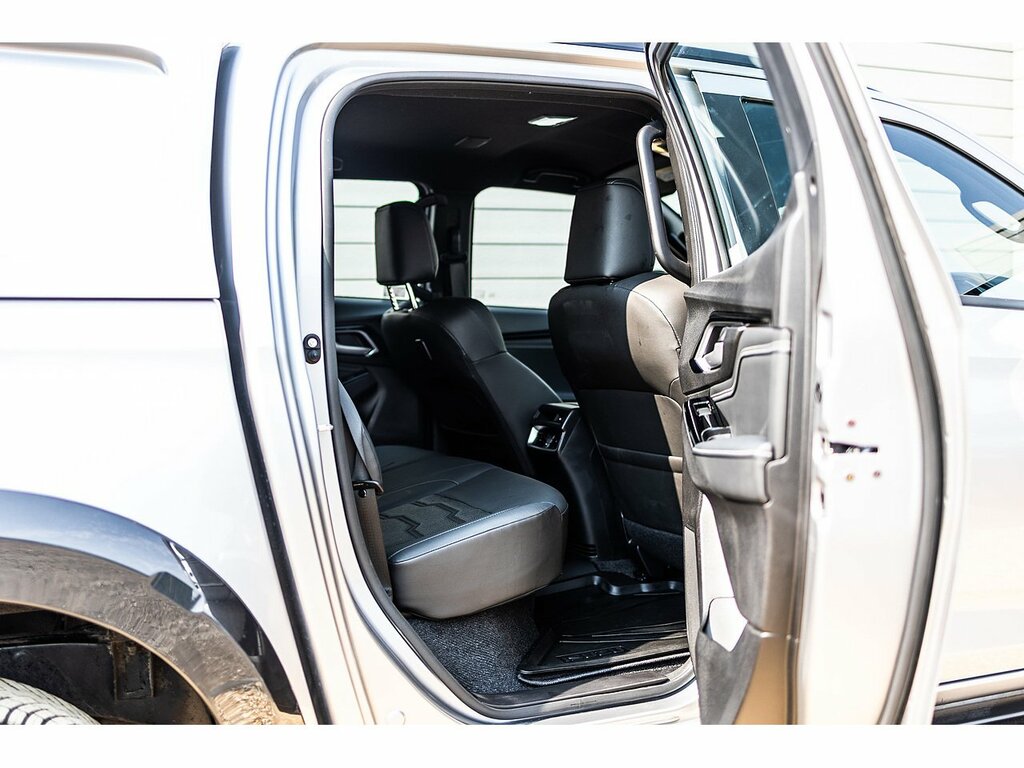 Isuzu D-Max Td V-cross U584 Ulez #35