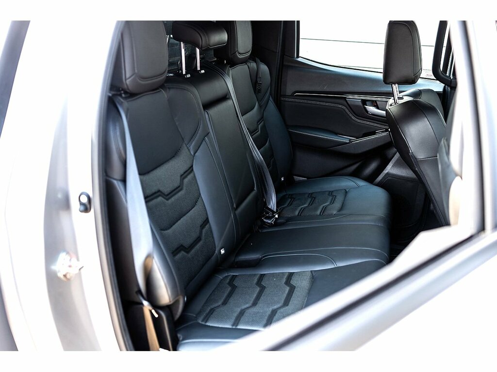 Isuzu D-Max Td V-cross U584 Ulez #36