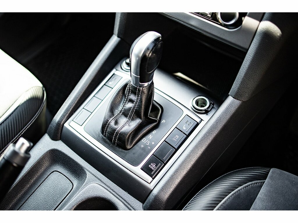 Volkswagen Amarok Dcab Pick Up Highline Silver #21