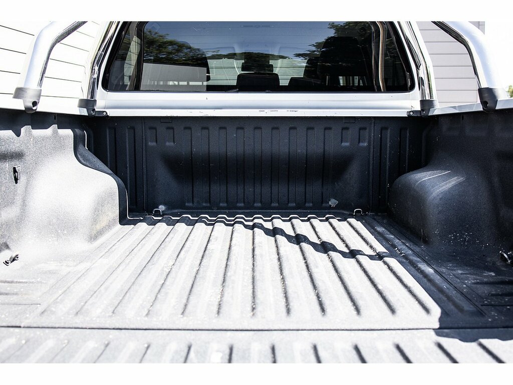 Volkswagen Amarok Dcab Pick Up Highline Silver #9
