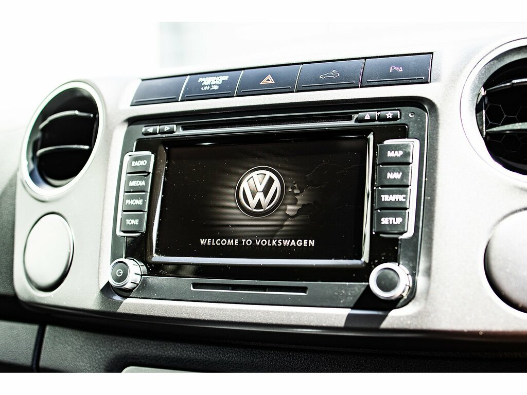 Volkswagen Amarok Dcab Pick Up Highline Silver #14
