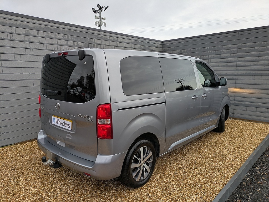 Toyota Proace Verso D Family Grey #3
