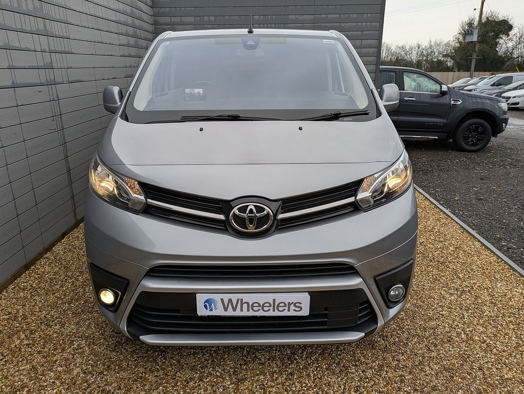 Toyota Proace Verso D Family Grey #6