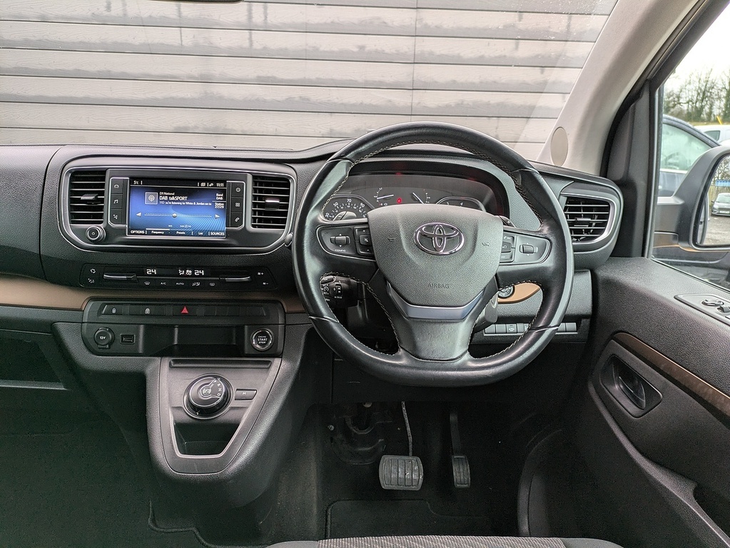 Toyota Proace Verso 1.5D Shuttle Medium White #15