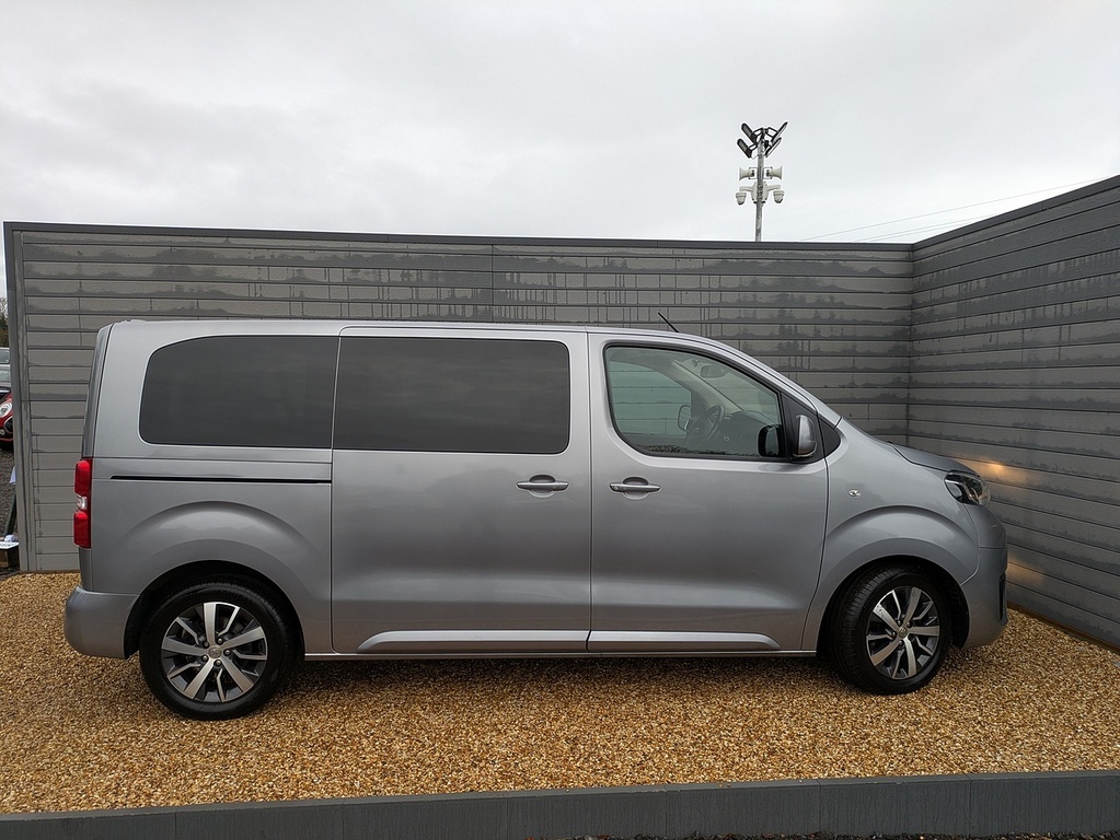 Toyota Proace Verso D Family Grey #4