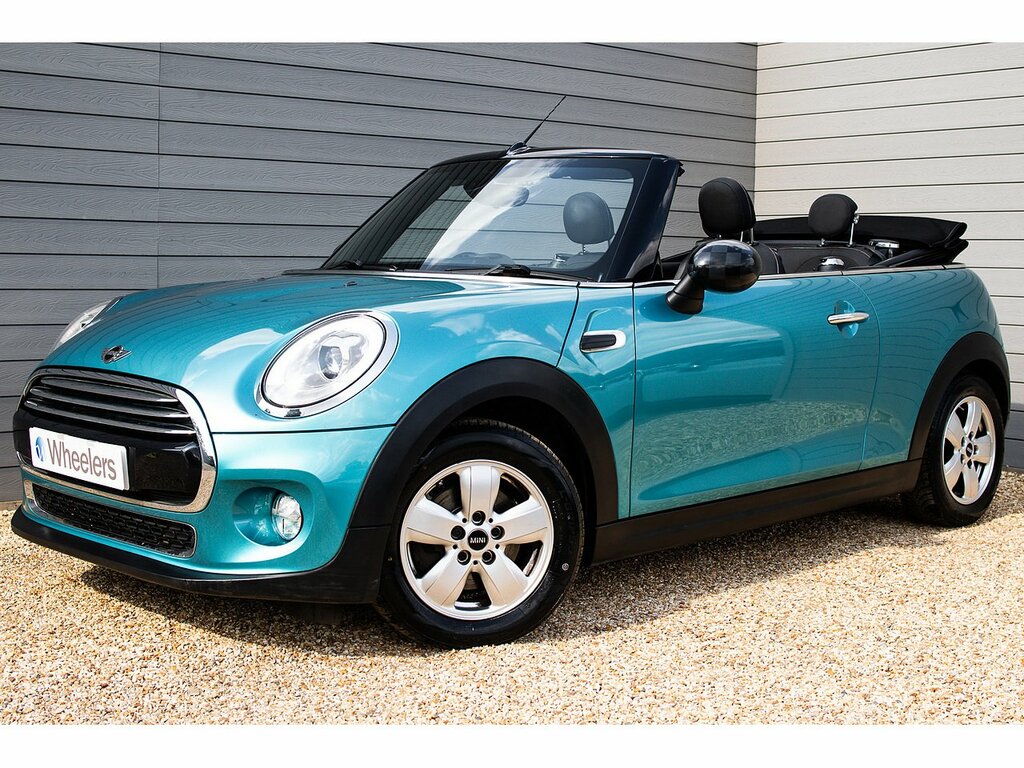 Mini Convertible Cooper Blue