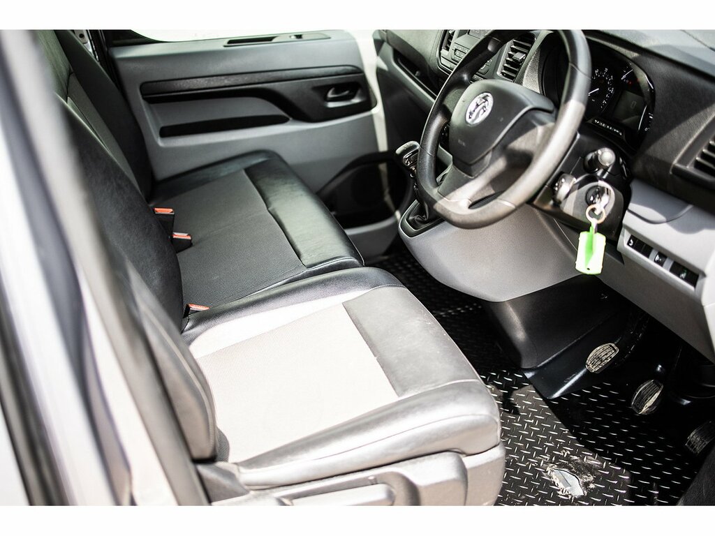 Vauxhall Vivaro 2900 1.5D 100Ps Dynamic H1 Van White #25