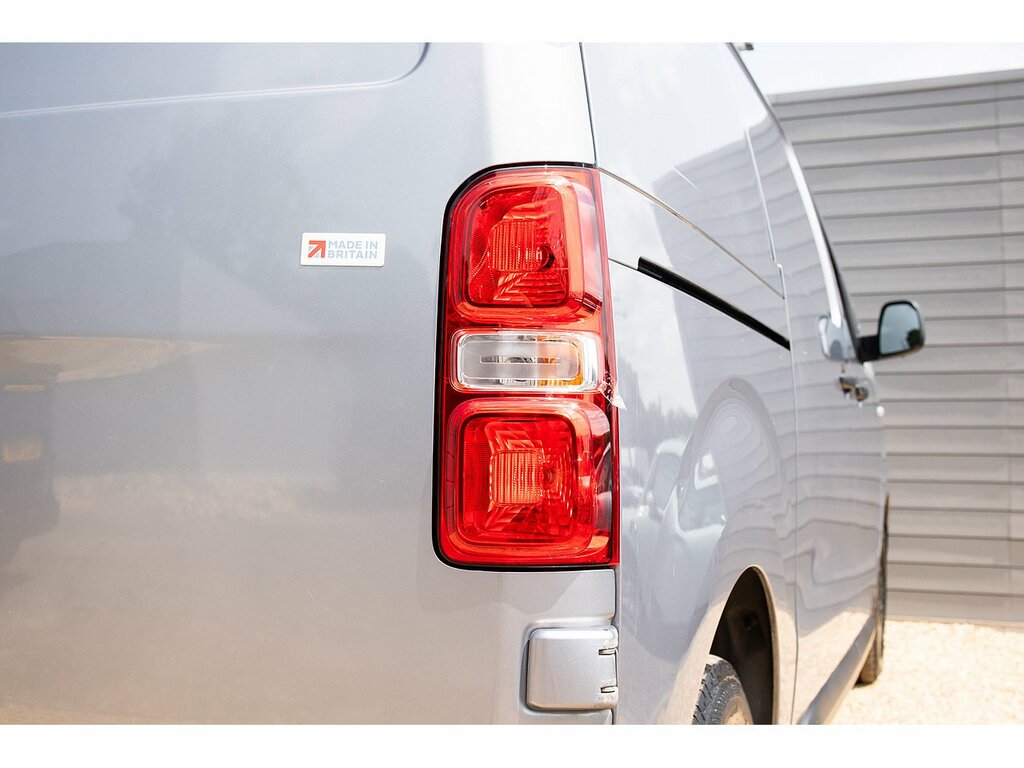 Vauxhall Vivaro 2900 1.5D 100Ps Dynamic H1 Van White #34