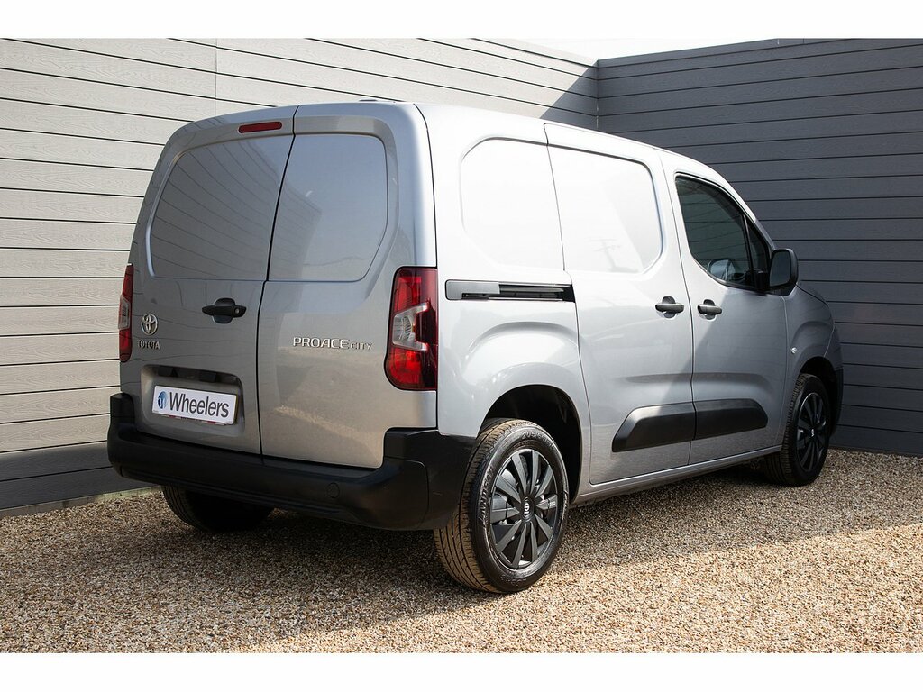 Toyota Proace City Bluehdi Active YP22UJO Grey #3