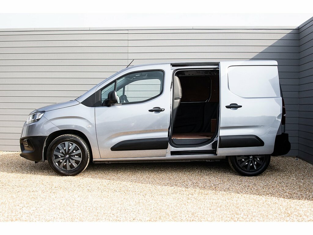 Toyota Proace City Bluehdi Active YP22UJO Grey #6