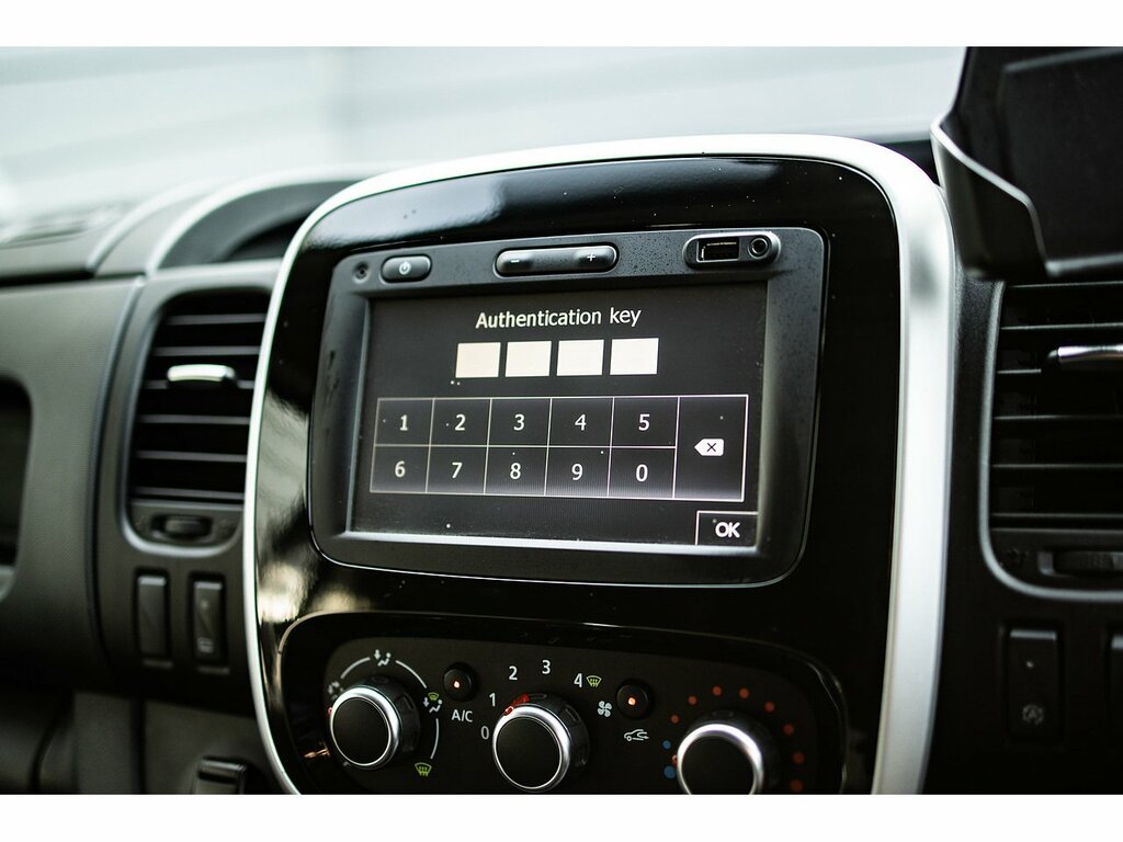 Renault Trafic Sl27 Sport Nav Eng Silver #15