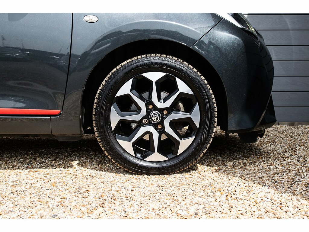 Toyota Aygo  Red #43