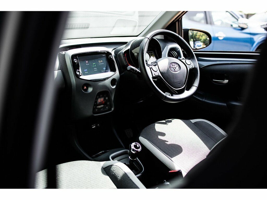 Toyota Aygo  Red #32