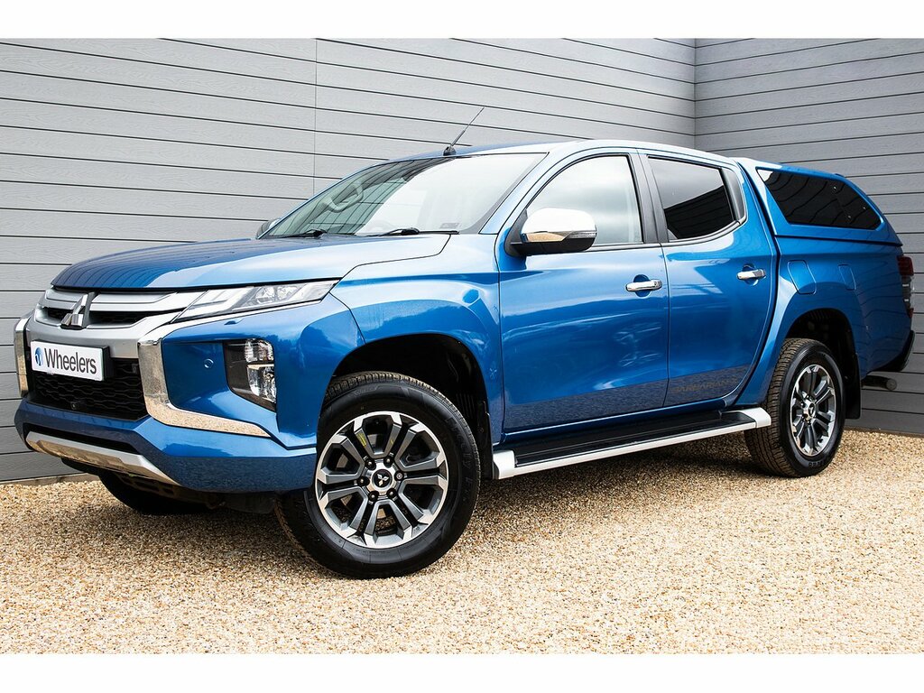 Mitsubishi L200 Di-d Dc Barbarian X Blue