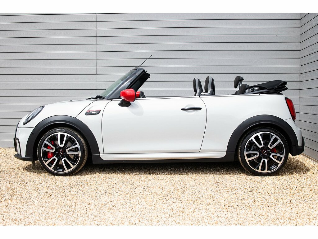 Mini Convertible John Cooper Works White #5
