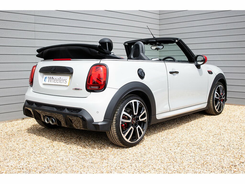 Mini Convertible John Cooper Works White #3