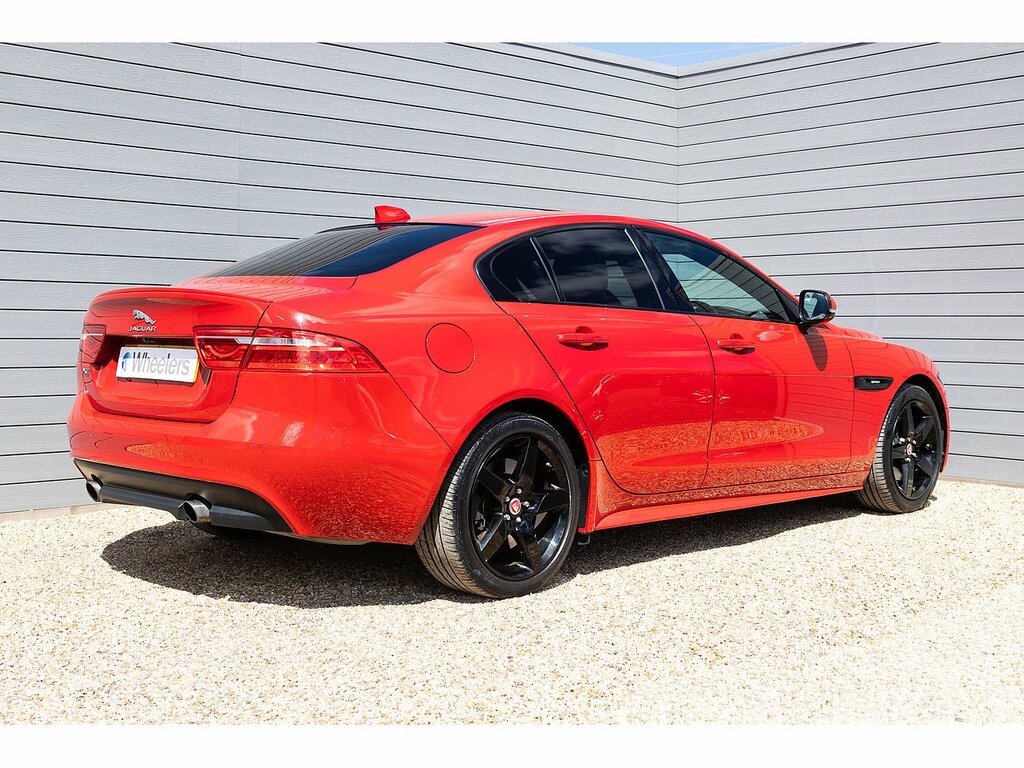 Jaguar XE I R-sport Red #3