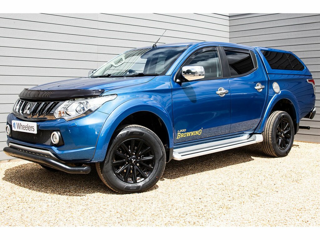 Mitsubishi L200 Di-d Dc Barbarian Blue
