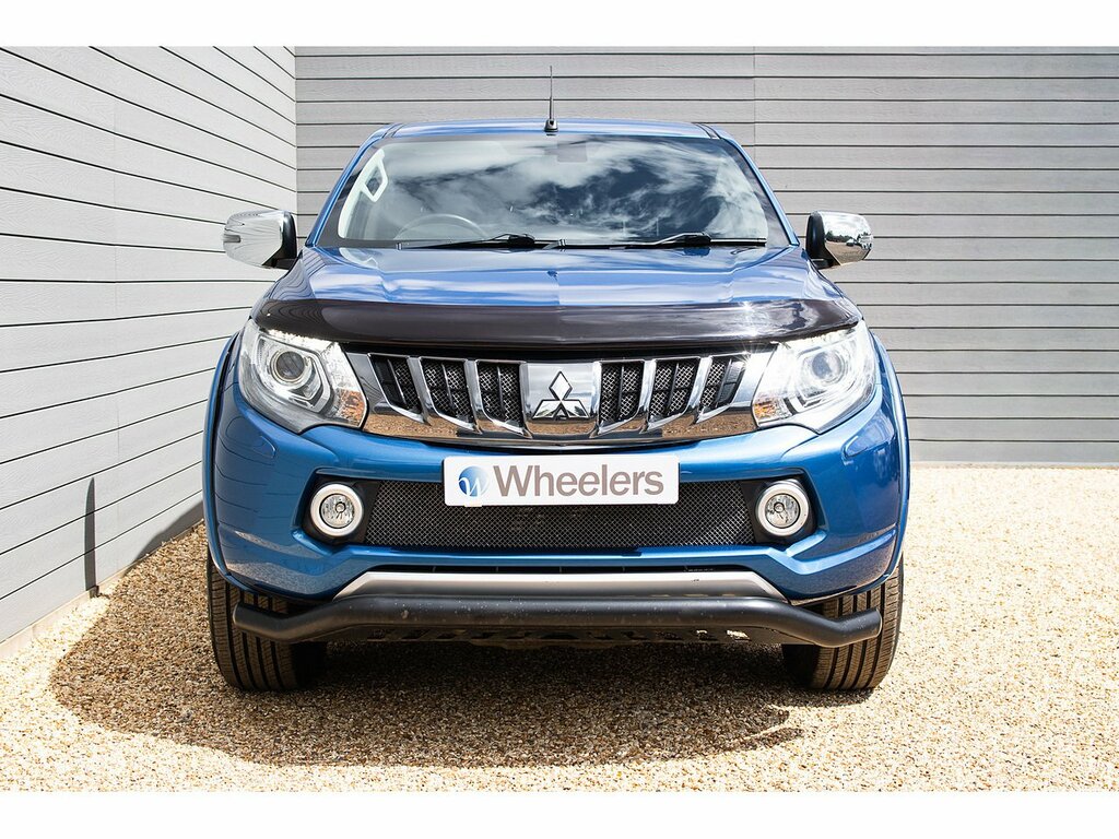 Mitsubishi L200 Di-d Dc Barbarian Blue #4