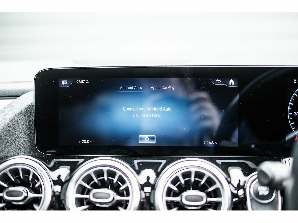 Mercedes-Benz EQA Eqa 250 66.5Kwh Amg Line Premium Black #22