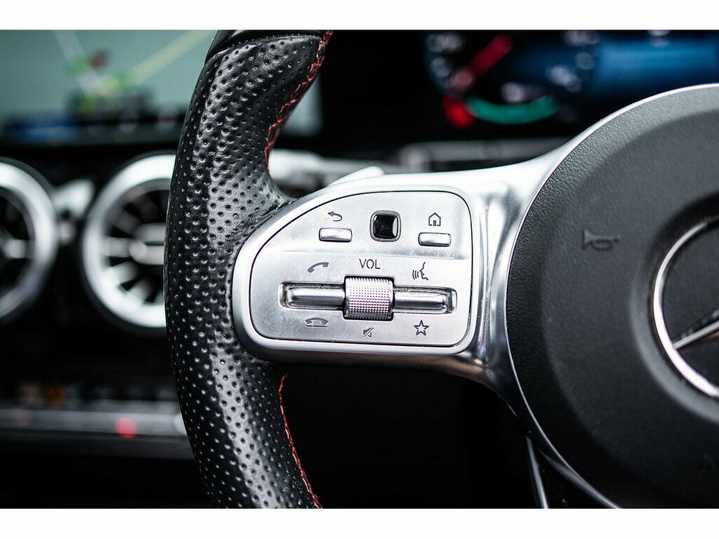 Mercedes-Benz EQA Eqa 250 66.5Kwh Amg Line Premium Black #33
