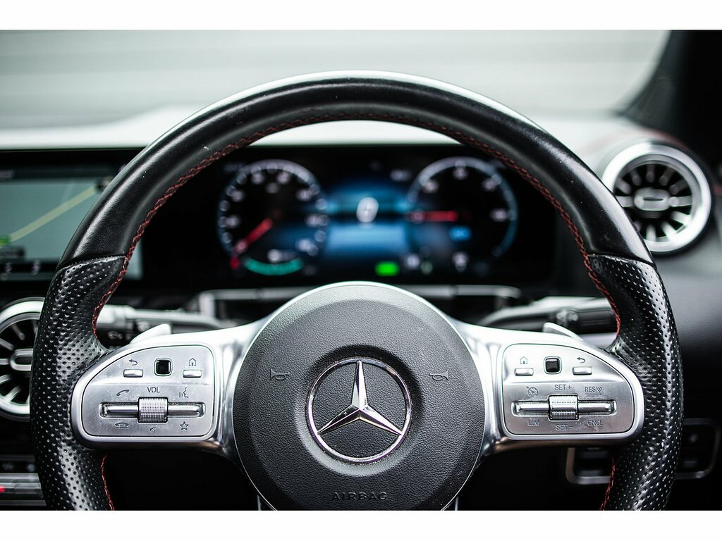 Mercedes-Benz EQA Eqa 250 66.5Kwh Amg Line Premium Black #32