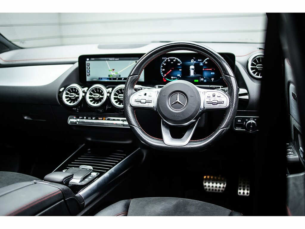 Mercedes-Benz EQA Eqa 250 66.5Kwh Amg Line Premium Black #14