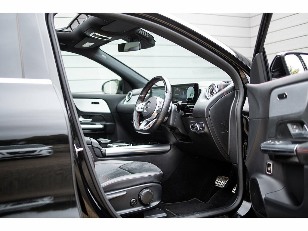 Mercedes-Benz EQA Eqa 250 66.5Kwh Amg Line Premium Black #11