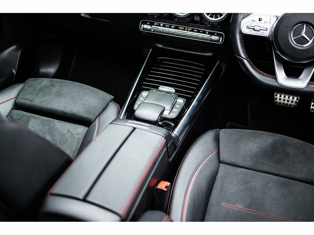 Mercedes-Benz EQA Eqa 250 66.5Kwh Amg Line Premium Black #26